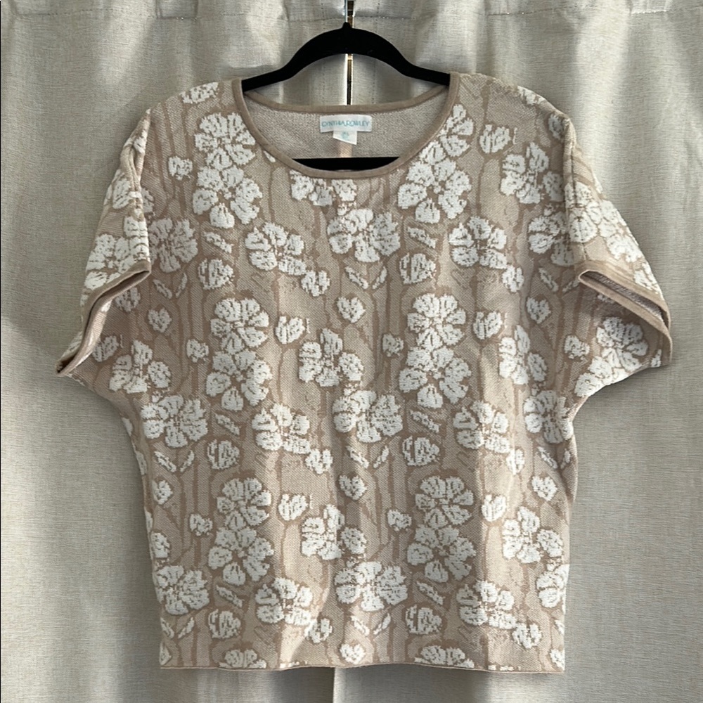 Women’s Cynthia Rowley short sleeve sweater